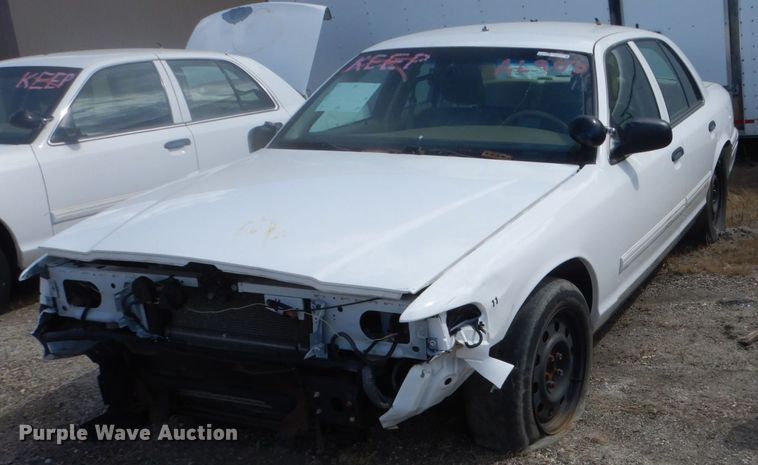 image for item GW9777 2010 Ford Crown Victoria Police Interceptor