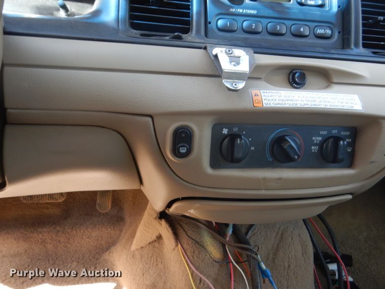 image for item GW9777 2010 Ford Crown Victoria Police Interceptor