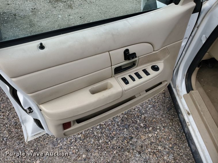 image for item GW9778 2009 Ford Crown Victoria Police Interceptor