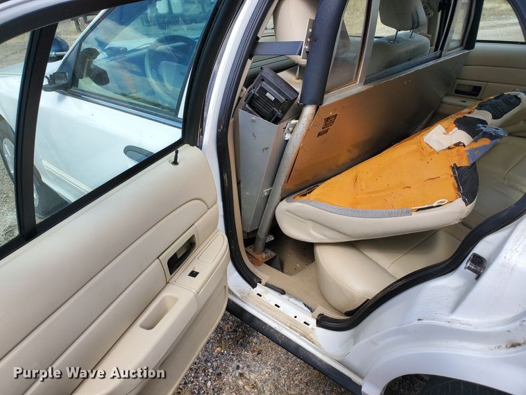 image for item GW9778 2009 Ford Crown Victoria Police Interceptor