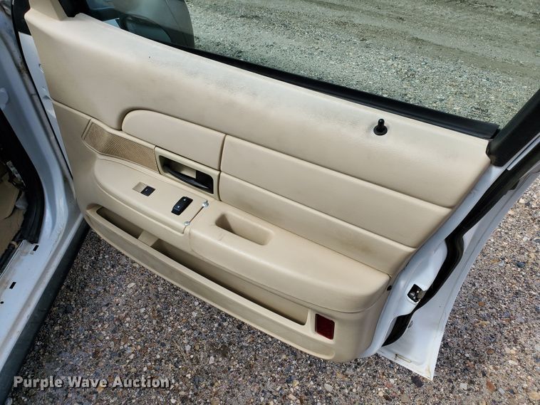 image for item GW9778 2009 Ford Crown Victoria Police Interceptor