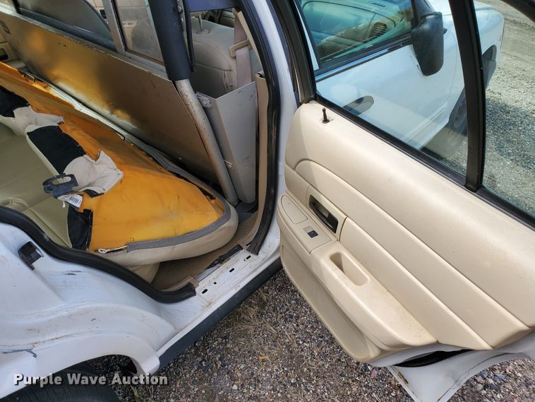 image for item GW9778 2009 Ford Crown Victoria Police Interceptor