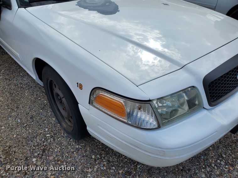 image for item GW9778 2009 Ford Crown Victoria Police Interceptor