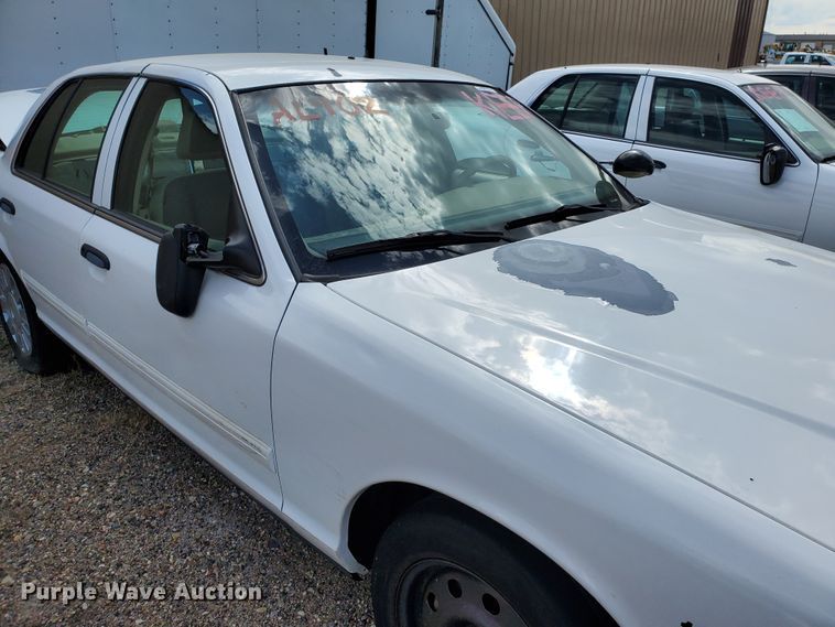 image for item GW9778 2009 Ford Crown Victoria Police Interceptor