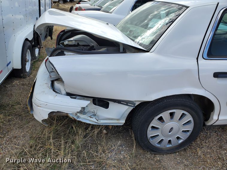 image for item GW9778 2009 Ford Crown Victoria Police Interceptor