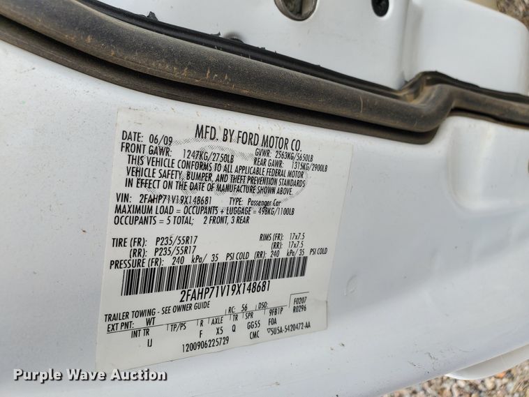 image for item GW9778 2009 Ford Crown Victoria Police Interceptor