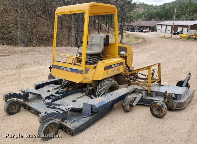 image for item GX9914 1993 Ex-Cel Hustler 4500 924738 ZTR lawn mower