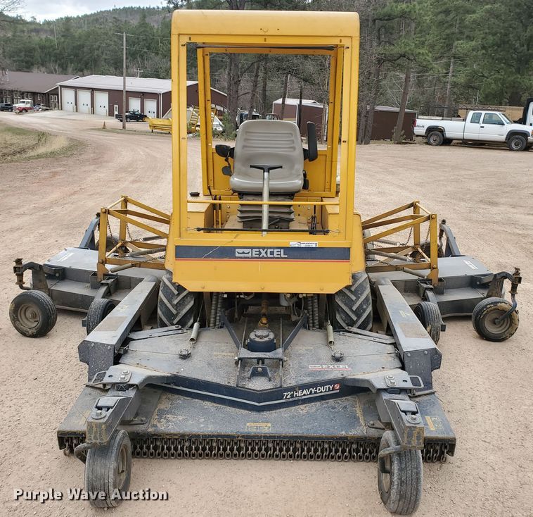 image for item GX9914 1993 Ex-Cel Hustler 4500 924738 ZTR lawn mower