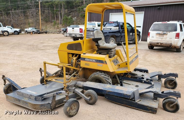 image for item GX9914 1993 Ex-Cel Hustler 4500 924738 ZTR lawn mower