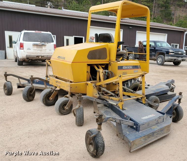 image for item GX9914 1993 Ex-Cel Hustler 4500 924738 ZTR lawn mower