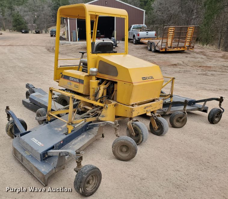 image for item GX9914 1993 Ex-Cel Hustler 4500 924738 ZTR lawn mower