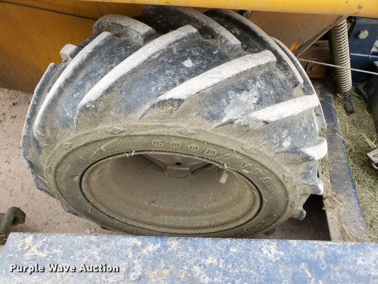 image for item GX9914 1993 Ex-Cel Hustler 4500 924738 ZTR lawn mower