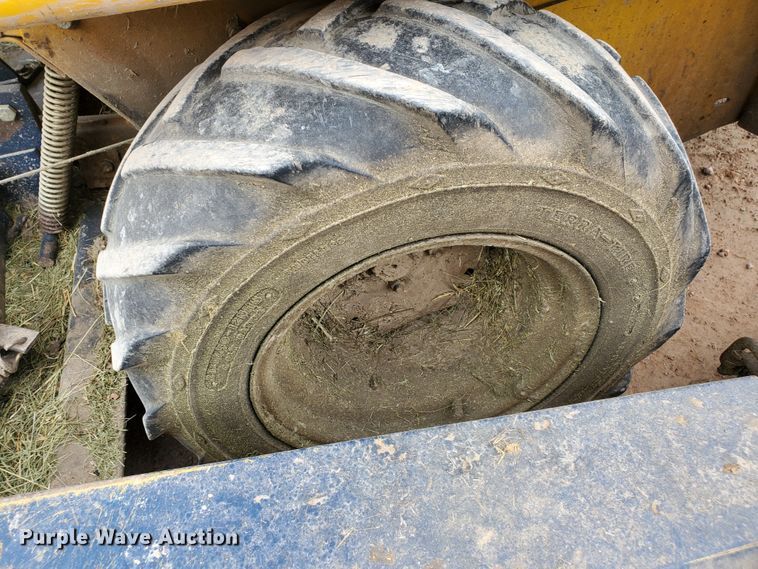 image for item GX9914 1993 Ex-Cel Hustler 4500 924738 ZTR lawn mower