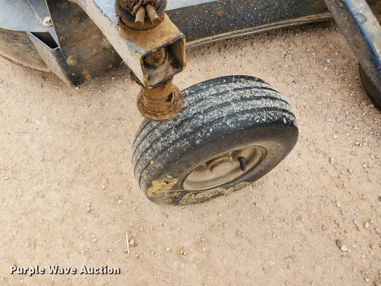 image for item GX9914 1993 Ex-Cel Hustler 4500 924738 ZTR lawn mower