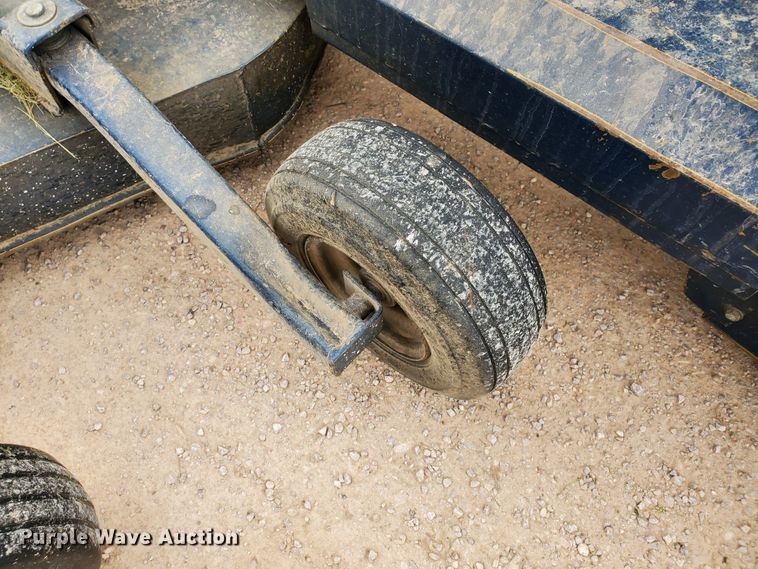 image for item GX9914 1993 Ex-Cel Hustler 4500 924738 ZTR lawn mower