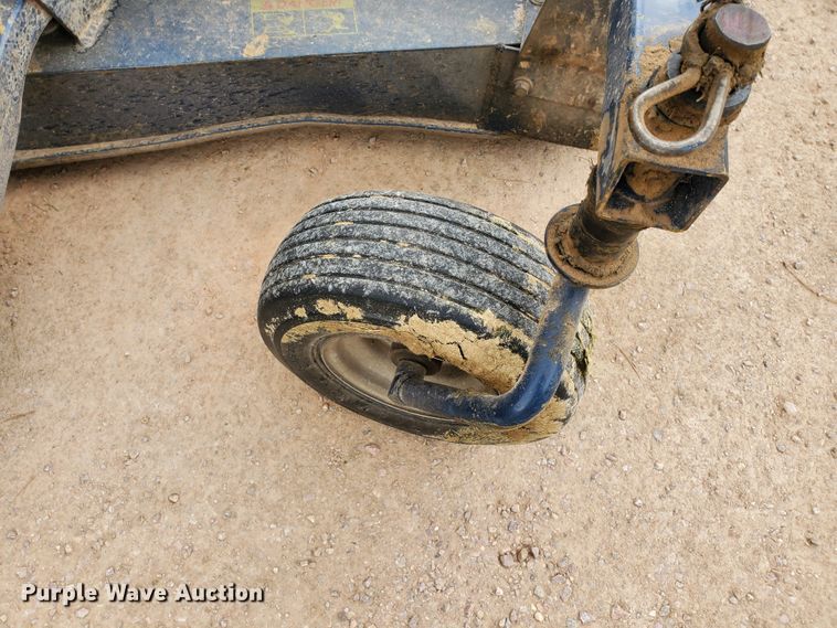 image for item GX9914 1993 Ex-Cel Hustler 4500 924738 ZTR lawn mower