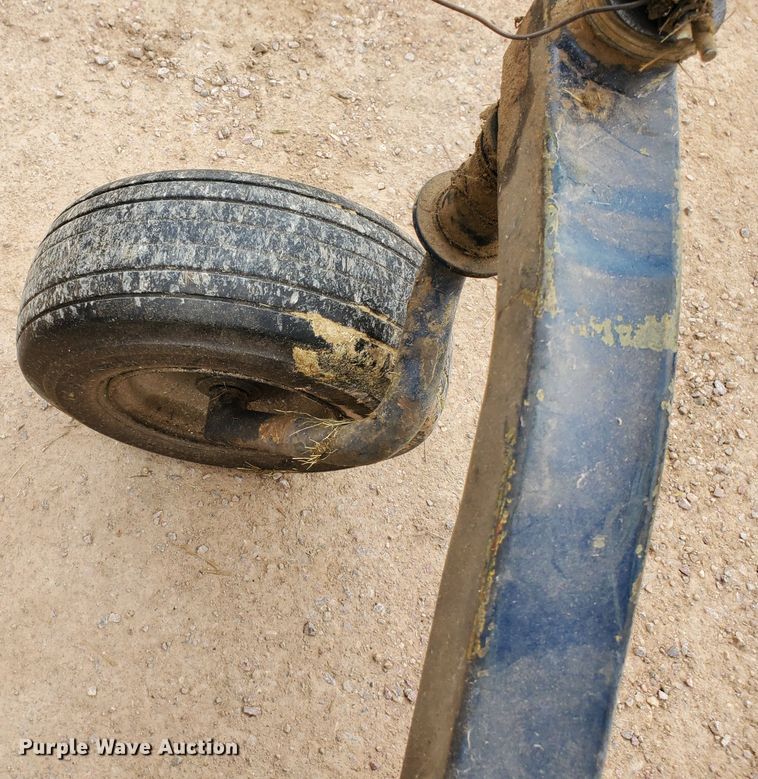 image for item GX9914 1993 Ex-Cel Hustler 4500 924738 ZTR lawn mower