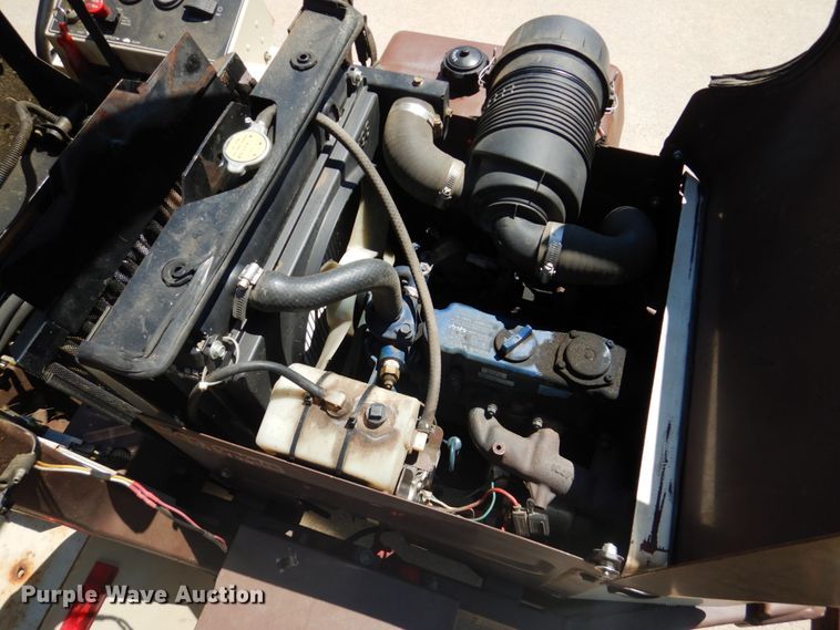 image for item GX9937 Grasshopper 725D ZTR lawn mower