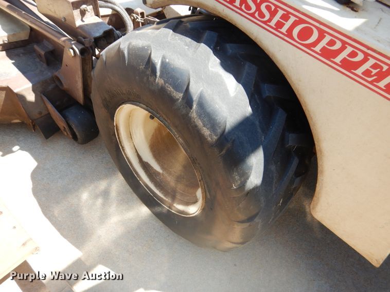 image for item GX9937 Grasshopper 725D ZTR lawn mower