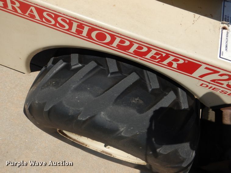 image for item GX9937 Grasshopper 725D ZTR lawn mower