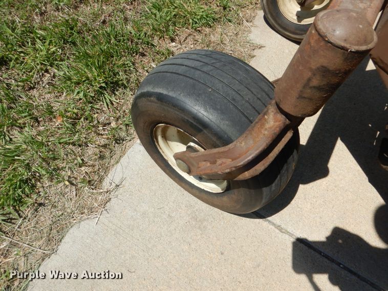 image for item GX9937 Grasshopper 725D ZTR lawn mower