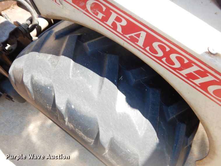 image for item GX9937 Grasshopper 725D ZTR lawn mower