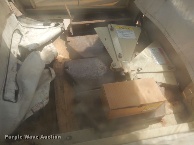 image for item GX9937 Grasshopper 725D ZTR lawn mower