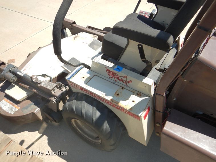 image for item GX9938 Grasshopper 721D ZTR lawn mower