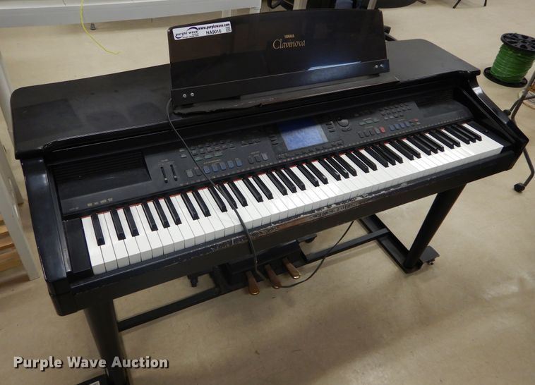 image for item HA9016 Yamaha Clavinova keyboard