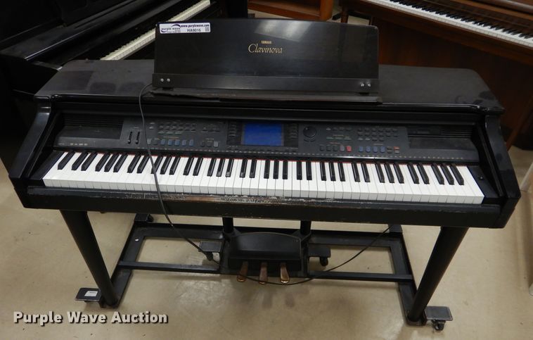 image for item HA9016 Yamaha Clavinova keyboard