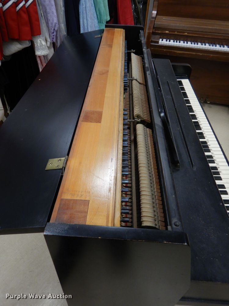 image for item HA9019 Grinnell Bros piano