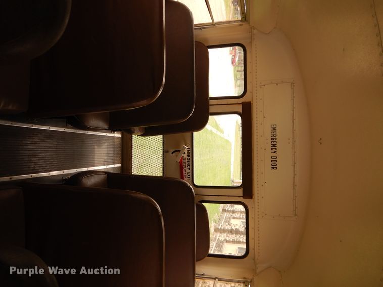 image for item HA9025 1997 International 3800 schoool bus