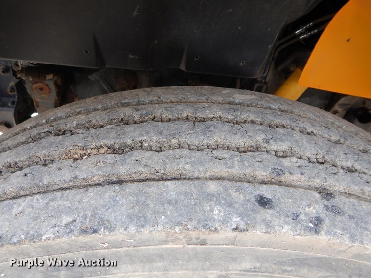 image for item HA9025 1997 International 3800 schoool bus