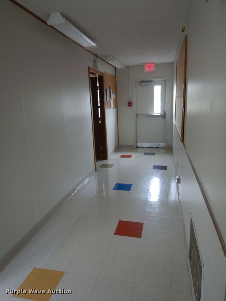 image for item HA9028 1989 modular building