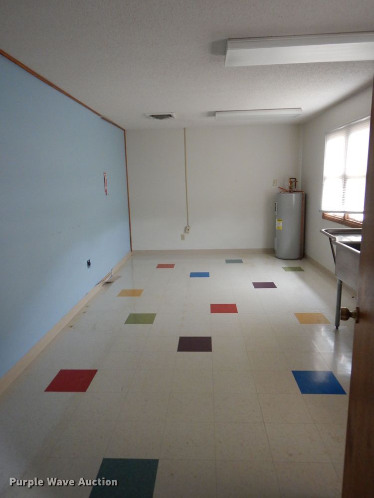 image for item HA9028 1989 modular building