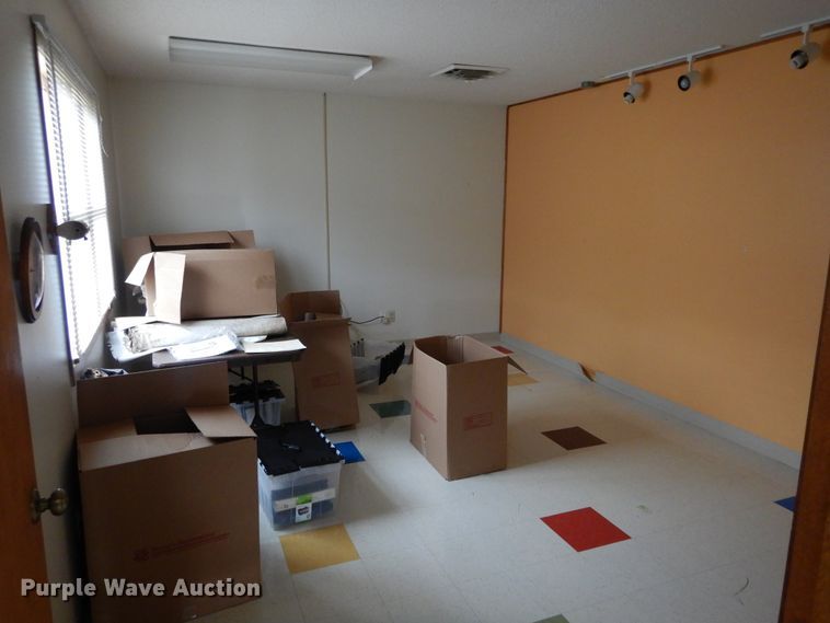 image for item HA9028 1989 modular building