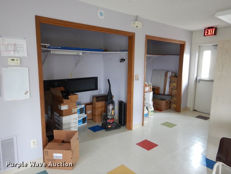 image for item HA9028 1989 modular building