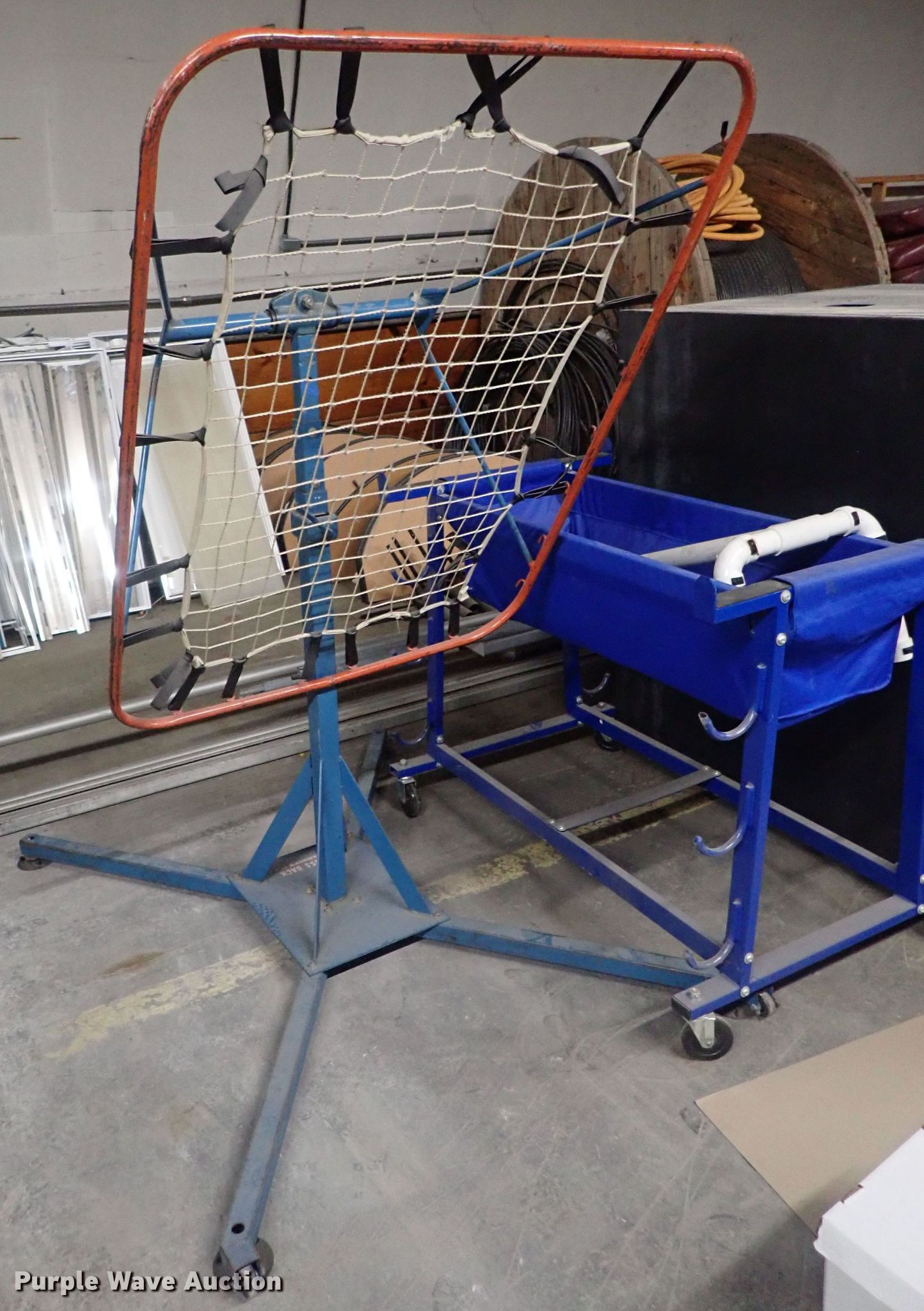 Toss Back Varsity 100 chalk cart in Halstead, KS Item GW9356 sold Purple Wave