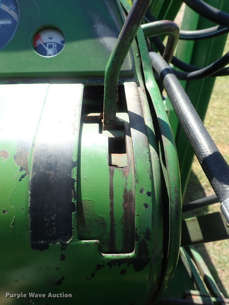 image for item DC3252 John Deere 4020 tractor