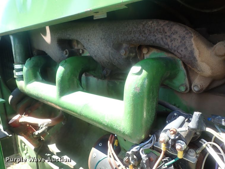 image for item DC3252 John Deere 4020 tractor