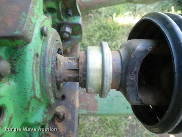 image for item DC3252 John Deere 4020 tractor