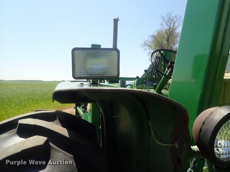 image for item DC3252 John Deere 4020 tractor