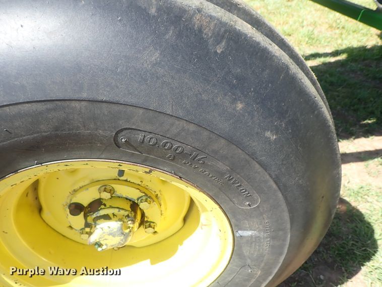 image for item DC3252 John Deere 4020 tractor