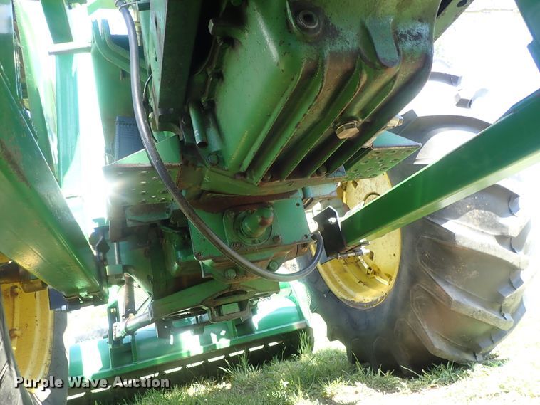 image for item DC3252 John Deere 4020 tractor
