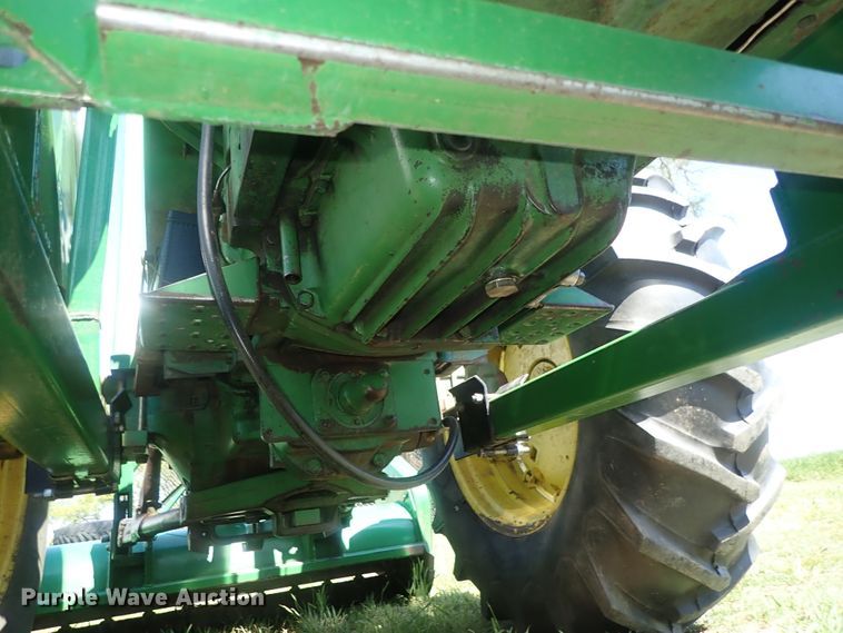 image for item DC3252 John Deere 4020 tractor
