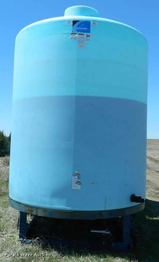 image for item DE4447 JD Skiles tank trailer