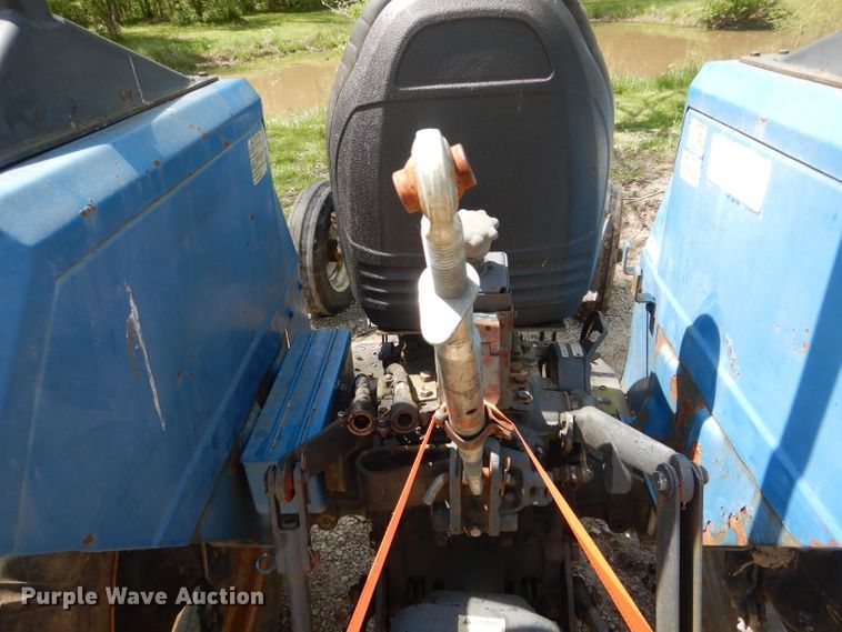 image for item DF3105 Long 2050 tractor