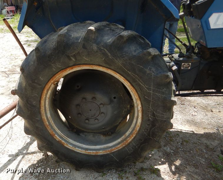 image for item DF3105 Long 2050 tractor