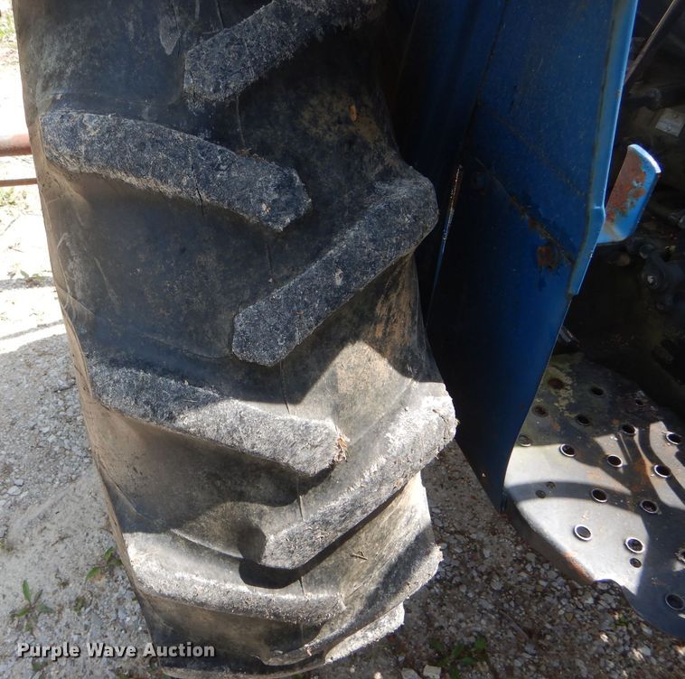 image for item DF3105 Long 2050 tractor