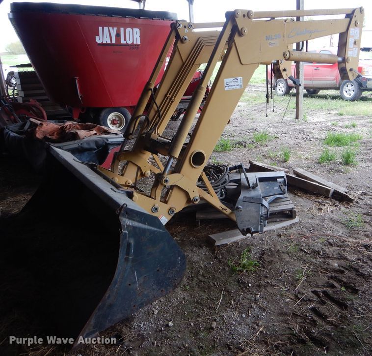 image for item DF3110 Challenger ML98 loader